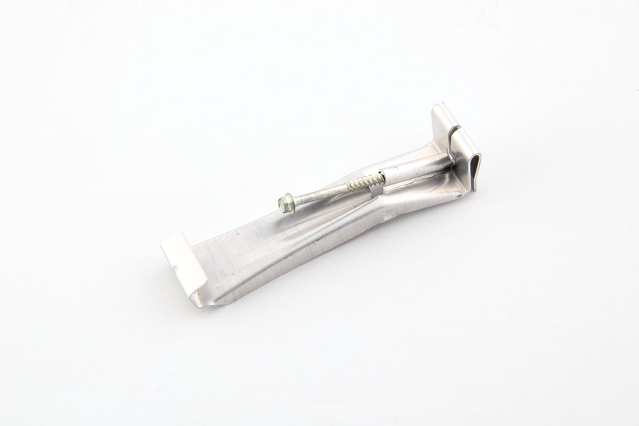 Gutter Hangers 2 HangerWithScrew